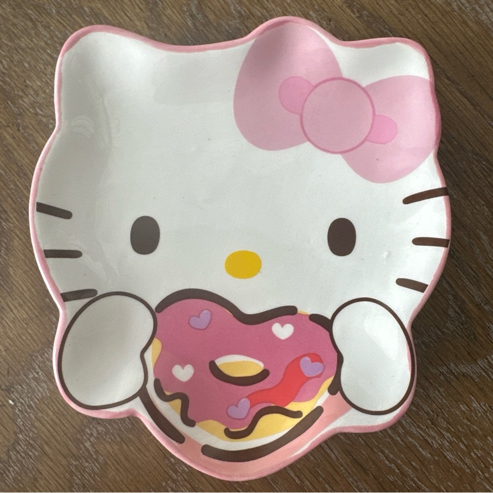 Sanrio Hello Kitty Heart Donut Trinket Tray Dish Ceramic For Jewelry Rings NEW